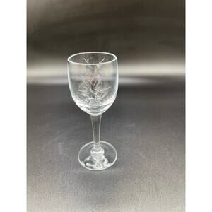 MCM SUSQUEHANNA Six Point Etched Star Sherry Glass 4"